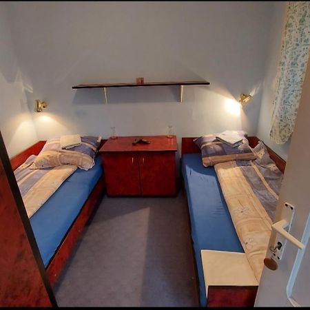 Domacinstvo Jolovic Hotel Kraljevo Eksteriør billede